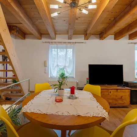 Apartment Stoerzel - B Hundheim