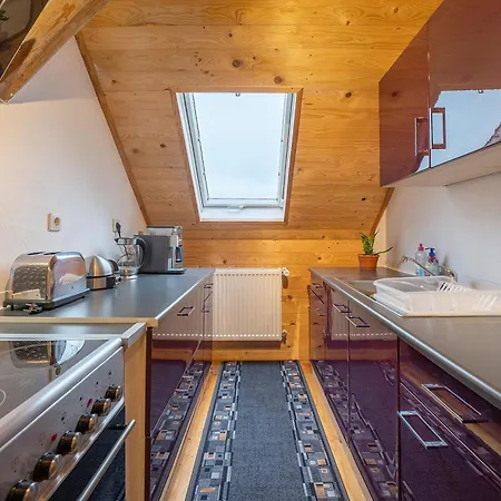 Stoerzel - B Apartment *